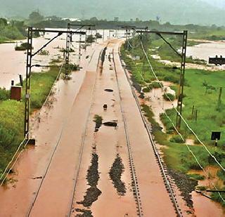 Flooding due to illegal payment | बेकायदा भरावांमुळे पूरस्थिती Flooding due to illegal payment | बेकायदा भरावांमुळे पूरस्थिती