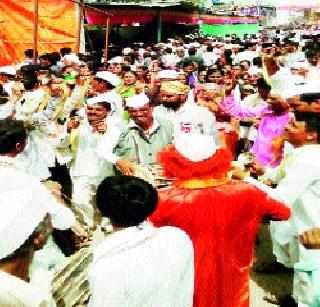 Today, flag hoisting ceremony in Parund | पारुंडेत आज ध्वजारोहण सोहळा