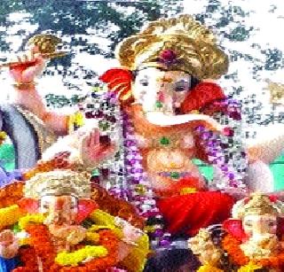 7 day immersion of the people ... | ७ दिवसाच्या गणरायांचे विसर्जन... 7 day immersion of the people ... | ७ दिवसाच्या गणरायांचे विसर्जन...