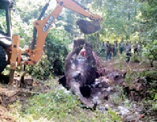 Funeral on 'Jayjeakshi' in Patail Nilat | पातानील नाल्यात ‘जयजक्षी’वर अंतिम संस्कार