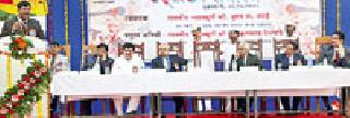 Darwa's involvement in five-model courts | पाच मॉडेल कोर्टांमध्ये दारव्हाचा समावेश Darwa's involvement in five-model courts | पाच मॉडेल कोर्टांमध्ये दारव्हाचा समावेश