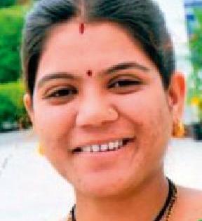 Nirch was born as the cleaner of Maharashtra | नेरची सून झाली महाराष्ट्राची स्वच्छतादूत Nirch was born as the cleaner of Maharashtra | नेरची सून झाली महाराष्ट्राची स्वच्छतादूत