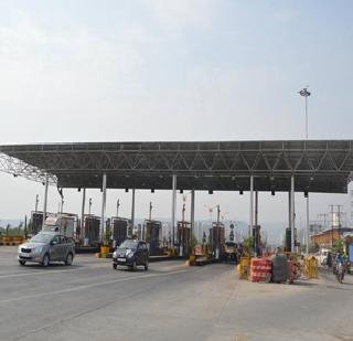 Less than half of the toll is shown | निम्म्यापेक्षा कमी टोल दाखविला जातो