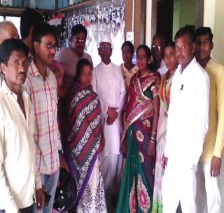 Anna Hazare's support for the liquor campaign | दारुबंदी आंदोलनाला अण्णा हजारे यांचा पाठिंबा Anna Hazare's support for the liquor campaign | दारुबंदी आंदोलनाला अण्णा हजारे यांचा पाठिंबा