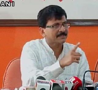 Chief Minister should follow the words of anti-India plunderers: Shiv Sena | भारतविरोधी कसुरींचा कार्यक्रम बंद पाडून मुख्यमंत्र्यांनी शब्द पाळावा - शिवसेना