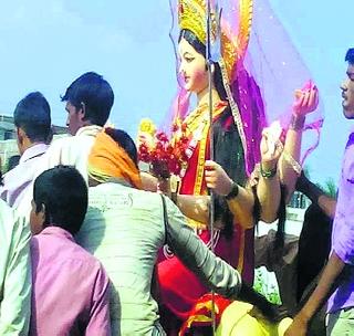 Establishment of Navadurga's Harshhalishas in Washim District | वाशिम जिल्हय़ात नवदुर्गेची हर्षाेल्हासात स्थापना