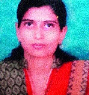 Elimination of illiterate cows ... | व्याधीजर्जर गोवंशावर मायेची पखरण... Elimination of illiterate cows ... | व्याधीजर्जर गोवंशावर मायेची पखरण...