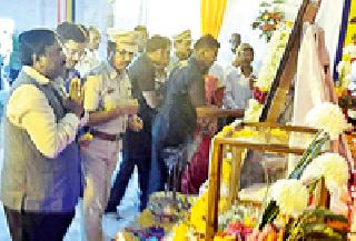The funds for the monument of Babasaheb will not be reduced | बाबासाहेबांच्या स्मारकासाठी निधी कमी पडू देणार नाही The funds for the monument of Babasaheb will not be reduced | बाबासाहेबांच्या स्मारकासाठी निधी कमी पडू देणार नाही