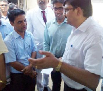 Visit to DRM Wadsa Station | डीआरएमची वडसा स्टेशनला भेट Visit to DRM Wadsa Station | डीआरएमची वडसा स्टेशनला भेट