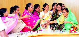 Vatsala Khair as Women's Child Welfare Chairman | महिला बालकल्याण सभापतिपदी वत्सला खैरे Vatsala Khair as Women's Child Welfare Chairman | महिला बालकल्याण सभापतिपदी वत्सला खैरे
