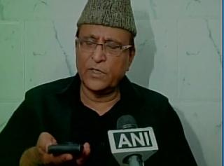 Mobile phone responsible for rape cases - Azam Khan | बलात्‍कारांच्‍या घटनांना मोबाइल फोन जबाबदार - आझम खान