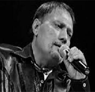 Suspicious death of playback singer Janjua of London song Thumkada | लंडन ठुमकदा गाण्याचे पार्श्वगायक जांजुआ यांचा संशयास्पद मृत्यू