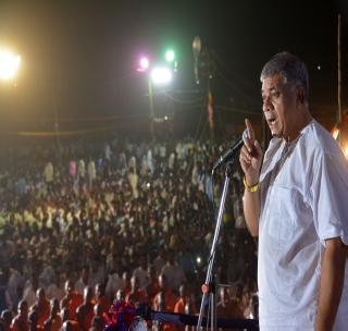 BJP government's efforts to close the reservation | आरक्षण संपविण्याचे भाजपा सरकारचे प्रयत्न BJP government's efforts to close the reservation | आरक्षण संपविण्याचे भाजपा सरकारचे प्रयत्न