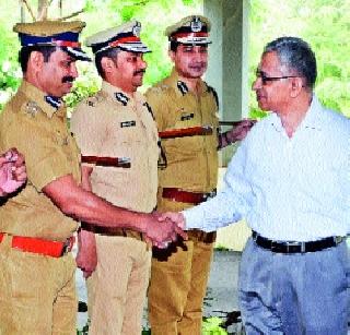 The police force will be more people oriented | पोलीस दल अधिक लोकाभिमुख करणार The police force will be more people oriented | पोलीस दल अधिक लोकाभिमुख करणार