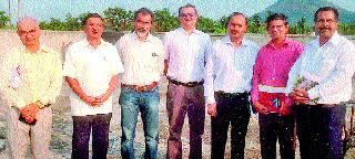 Nashik's IT Inspect the park's entrepreneurs | नाशिकच्या आय.टी. पार्कची उद्योजकांकडून पाहणी Nashik's IT Inspect the park's entrepreneurs | नाशिकच्या आय.टी. पार्कची उद्योजकांकडून पाहणी
