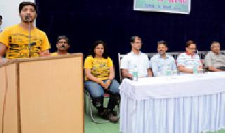 Lack of tiger studies from the discussion with the rallyers | रॅलीकरांशी चर्चेतून प्रकटला व्याघ्र अभ्यासाचा अभाव Lack of tiger studies from the discussion with the rallyers | रॅलीकरांशी चर्चेतून प्रकटला व्याघ्र अभ्यासाचा अभाव