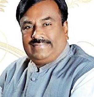 Make In Chandrapur started with work - Sudhir Mungantiwar | मेक इन चंद्रपूरच्या कामाला सुरुवात - सुधीर मुनगंटीवार