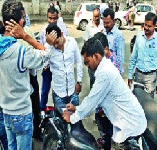 वेगवेगळ्या अपघातांत दोघांचा मृत्यू