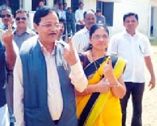 83.45 percent polling | ८३.४५ टक्के मतदान 83.45 percent polling | ८३.४५ टक्के मतदान