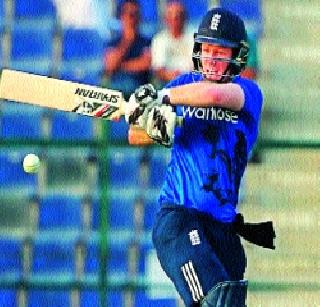 Pakistan restrict England to 216 | पाकने इंग्लंडला २१६ धावांवर रोखले Pakistan restrict England to 216 | पाकने इंग्लंडला २१६ धावांवर रोखले