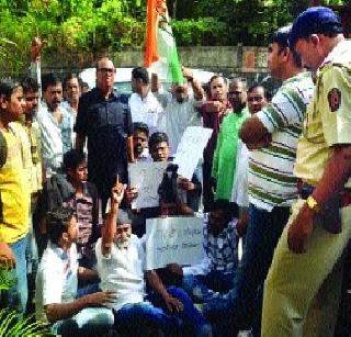 Demonstrations against Godse's death anniversary | गोडसे पुण्यतिथीविरोधात निदर्शने