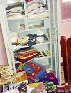 House burglary at eight places in one night | एकाच रात्री आठ ठिकाणी घरफोड्या House burglary at eight places in one night | एकाच रात्री आठ ठिकाणी घरफोड्या