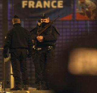 Operations in Paris ended, 2 terrorists killed and 7 arrested | पॅरिसमधील कारवाई संपली, २ दहशतवादी ठार तर ७ अटकेत