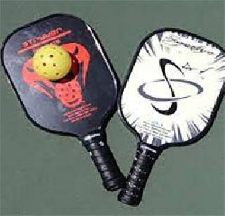 'Pickball' service in the Mayor Trophy tournament | महापौर चषक स्पर्धेत ‘पिकलबॉल’ची सर्विस 'Pickball' service in the Mayor Trophy tournament | महापौर चषक स्पर्धेत ‘पिकलबॉल’ची सर्विस