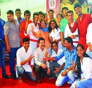 Jagar was the young man's invention of youth! | जागर युवामनाचा ठरला युवाशक्तीचा आविष्कार! Jagar was the young man's invention of youth! | जागर युवामनाचा ठरला युवाशक्तीचा आविष्कार!