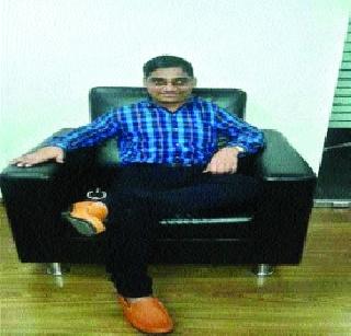 Disabled by the University of Mumbai, the disabled student | अपंग विद्यार्थ्याची मुंबई विद्यापीठाकडून अडवणूक Disabled by the University of Mumbai, the disabled student | अपंग विद्यार्थ्याची मुंबई विद्यापीठाकडून अडवणूक