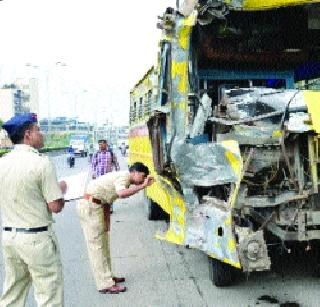 School Bus hit NMMT | स्कूल बसची एनएमएमटीला धडक