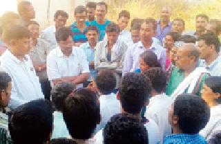 The girl's phantom was found well | विद्यार्थिनीचे प्रेत विहिरीत आढळले The girl's phantom was found well | विद्यार्थिनीचे प्रेत विहिरीत आढळले