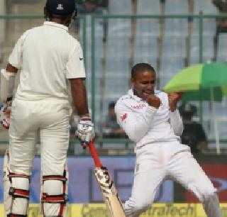 Ajinkya Rahane's half-century, India 175 for six | अजिंक्य रहाणेचे अर्धशतक, भारत ६ बाद १७५ Ajinkya Rahane's half-century, India 175 for six | अजिंक्य रहाणेचे अर्धशतक, भारत ६ बाद १७५