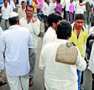 To find the bread of bread ... | भाकरीचा चंद्र शोधण्यासाठी...