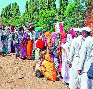 Warkari return route | वारकरी परतीच्या मार्गावर