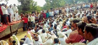 Hikarkhedla Chakkzam of the Pahara | प्रहारचा हिवरखेडला चक्काजाम Hikarkhedla Chakkzam of the Pahara | प्रहारचा हिवरखेडला चक्काजाम