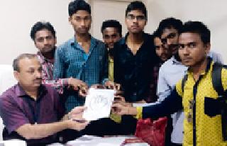 Apply allowance to educated unemployed | सुशिक्षित बेरोजगारांना भत्ता लागू करा Apply allowance to educated unemployed | सुशिक्षित बेरोजगारांना भत्ता लागू करा