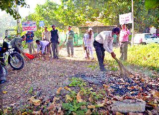 Consolidated 30.48 tonnes of waste from the city | शहरातून 30.48 टन कचरा संकलित