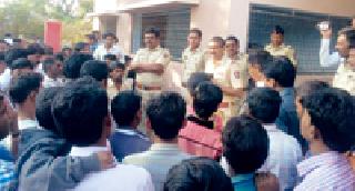 Child abduction, excessive attempt for extortion | धारणीतून शाळकरी मुलींचे अपहरण, अतिप्रसंगाचा प्रयत्न Child abduction, excessive attempt for extortion | धारणीतून शाळकरी मुलींचे अपहरण, अतिप्रसंगाचा प्रयत्न
