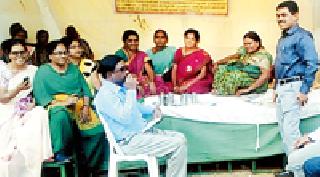 The three demands of the nurses are approved | नर्सेसच्या तीन मागण्या मंजूर The three demands of the nurses are approved | नर्सेसच्या तीन मागण्या मंजूर