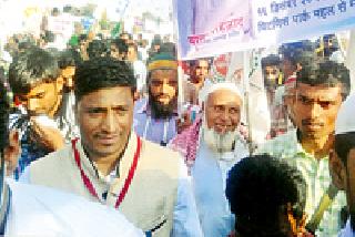 Muslims hold rally for reservation | मुस्लीम आरक्षणासाठी अधिवेशनावर धडक Muslims hold rally for reservation | मुस्लीम आरक्षणासाठी अधिवेशनावर धडक