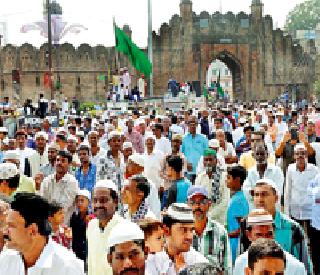 Eid Mildoodi Procession: | ईद मिलादुन्नबी जुलूस : Eid Mildoodi Procession: | ईद मिलादुन्नबी जुलूस :