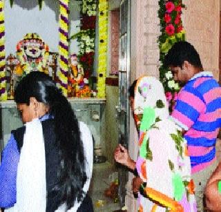 Datta jayanti excited in the district | जिल्ह्यात दत्त जयंती उत्साहात