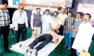 Jagar of Blood Donation at the Wardha Art Festival | वर्धा कला महोत्सवात रक्तदानाचा जागर Jagar of Blood Donation at the Wardha Art Festival | वर्धा कला महोत्सवात रक्तदानाचा जागर