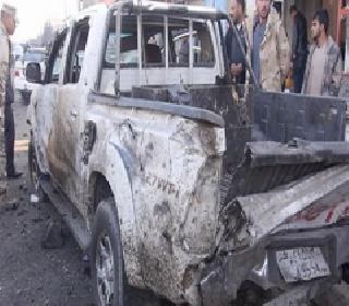 One killed in suicide car bomb attack near Kabul airport | काबूल विमानतळाजवळ आत्मघातकी कार स्फोटात १ ठार