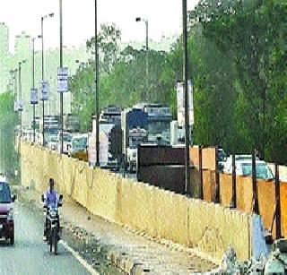 Due to the work of Metro bridges, the CBD flyover will be used for transporters | मेट्रो पुलाच्या कामामुळे सीबीडी उड्डाणपुलावर वाहतूककोंडी