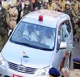 Now the lights on vehicle owners | आता वनाधिकाऱ्यांच्या वाहनांवरही दिवे