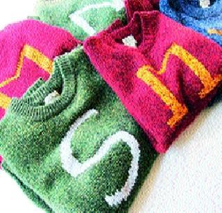 Purchase of 'expensive' sweater stopped the tender | ‘महागडे’ स्वेटर खरेदीची निविदा रोखली Purchase of 'expensive' sweater stopped the tender | ‘महागडे’ स्वेटर खरेदीची निविदा रोखली