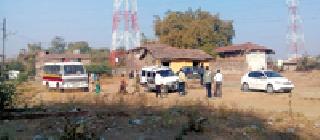 Tensions from tearing a market chunk in Pusa | पुसला येथे बाजार चिठ्ठी फाडण्यावरुन तणाव Tensions from tearing a market chunk in Pusa | पुसला येथे बाजार चिठ्ठी फाडण्यावरुन तणाव