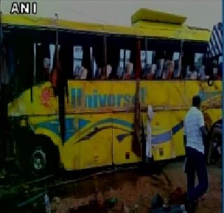 10 killed in bus accident in Tamil Nadu | तामिळनाडूमध्ये बस अपघातात १० ठार